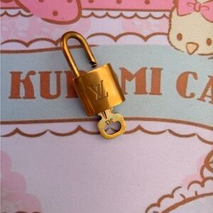 Louis Vuitton Lock & Key #313
